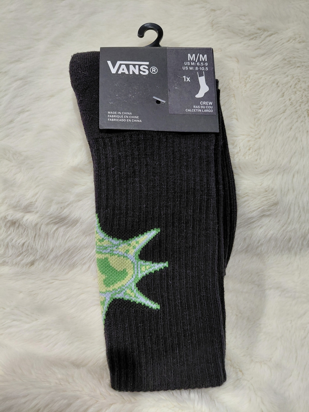 NWT Vans Men's Black Crew Socks with Green Design